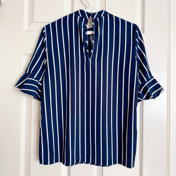 3/$30 - VERO MODA Blouse Top 3/4 Sleeves Navy & White Striped Women's - Size M - Picture 3 of 9